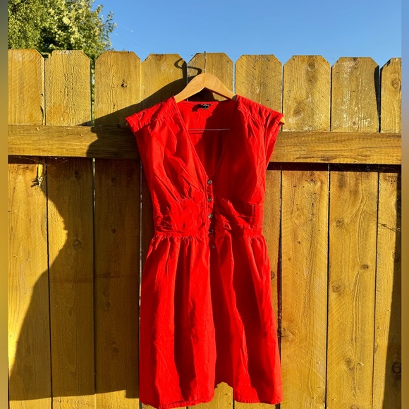 Guess Dresses & Skirts - Red guess dress gathered waist